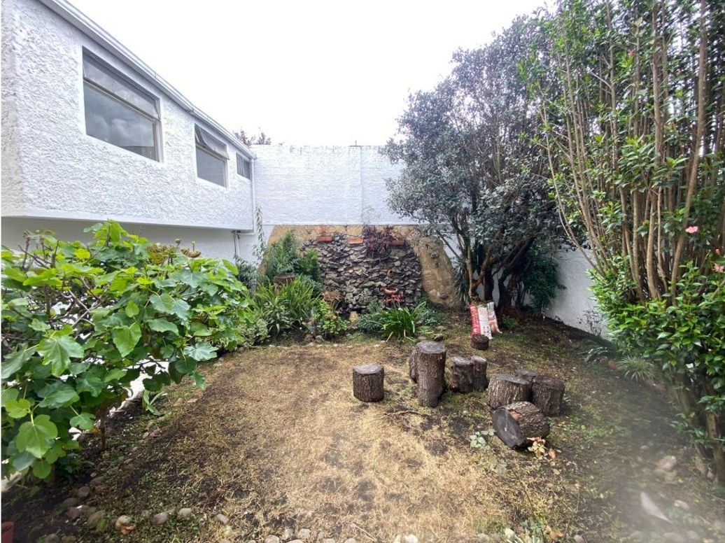 Casa en venta en Normandía, Bogotá · foto 12 de 20