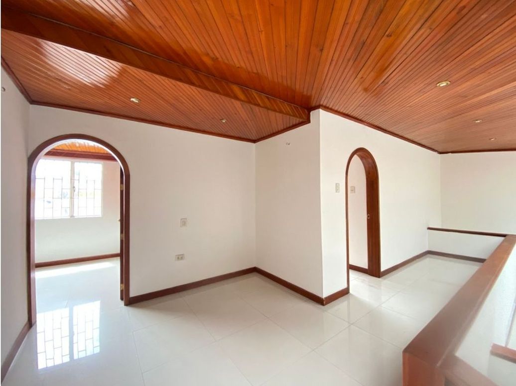 Casa en venta en Normandía, Bogotá · foto 16 de 20