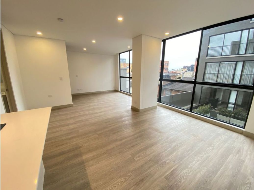 Apartaestudio en venta en Quinta Paredes, Bogotá, 43 m² · foto 2 de 19