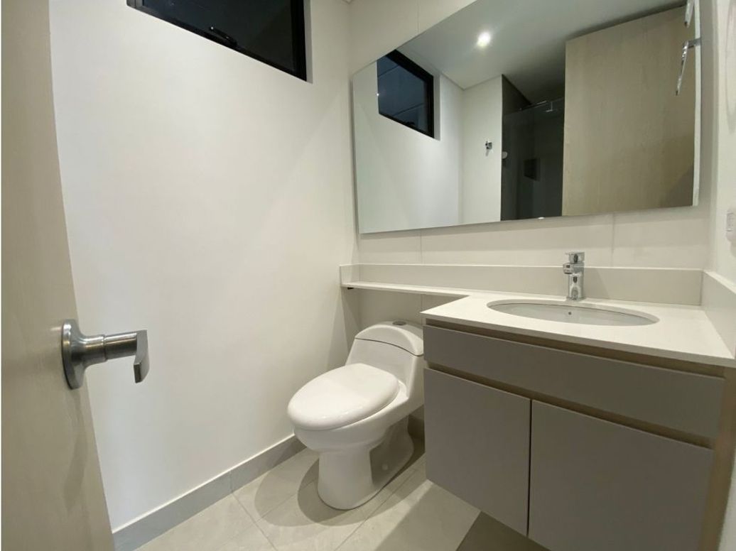 Apartaestudio en venta en Quinta Paredes, Bogotá, 43 m² · foto 7 de 19