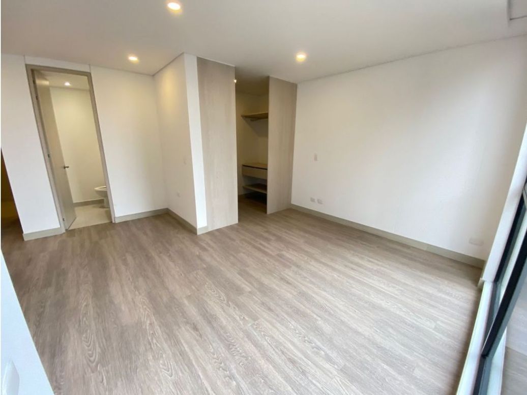 Apartaestudio en venta en Quinta Paredes, Bogotá, 43 m² · foto 5 de 19