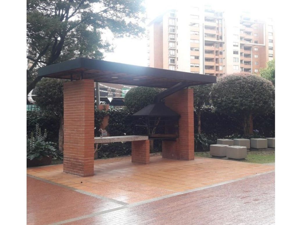 Apartamento de 3 alcobas en venta en Cedritos, Bogotá, 128 m² · foto 18 de 20