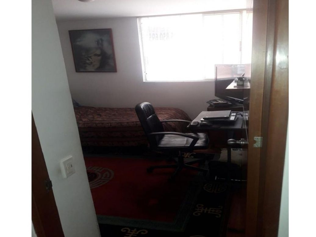Apartamento de 3 alcobas en venta en Cedritos, Bogotá, 128 m² · foto 3 de 20