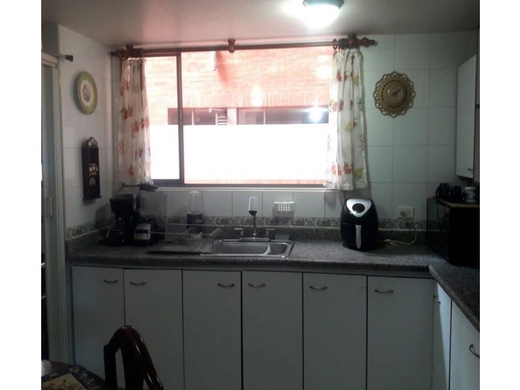 Apartamento de 3 alcobas en venta en Cedritos, Bogotá, 128 m² · foto 6 de 20