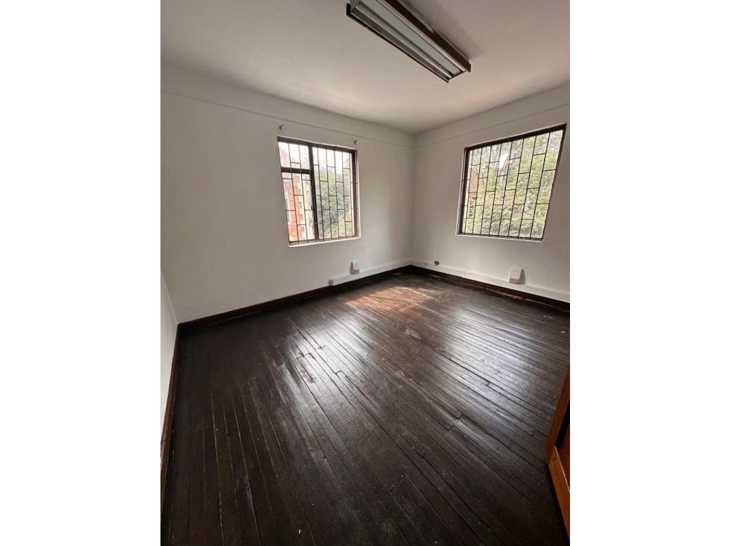 Casa de 8 alcobas en venta en Teusaquillo, Bogotá, 553 m² · foto 16 de 20