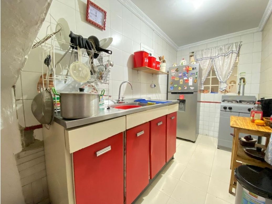 Casa de 5 alcobas en venta en Los Alcázares, Bogotá, 315 m² · foto 11 de 16