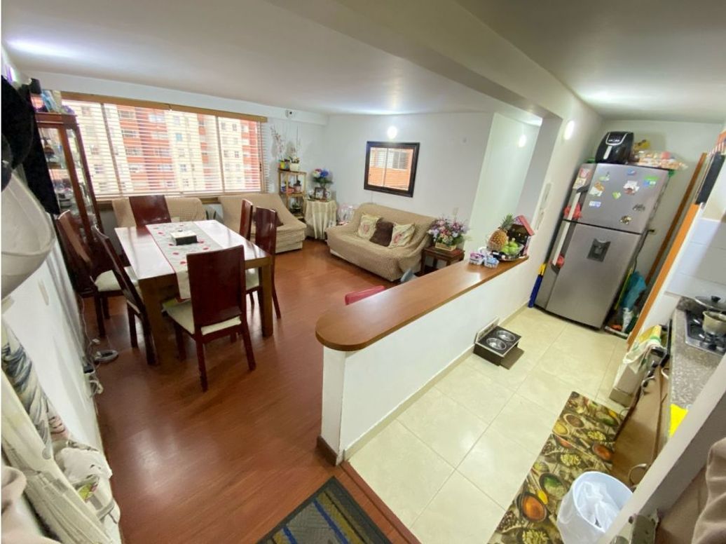 Apartamento de 3 alcobas en venta en Gran Granada, Bogotá, 72 m² · foto 3 de 19