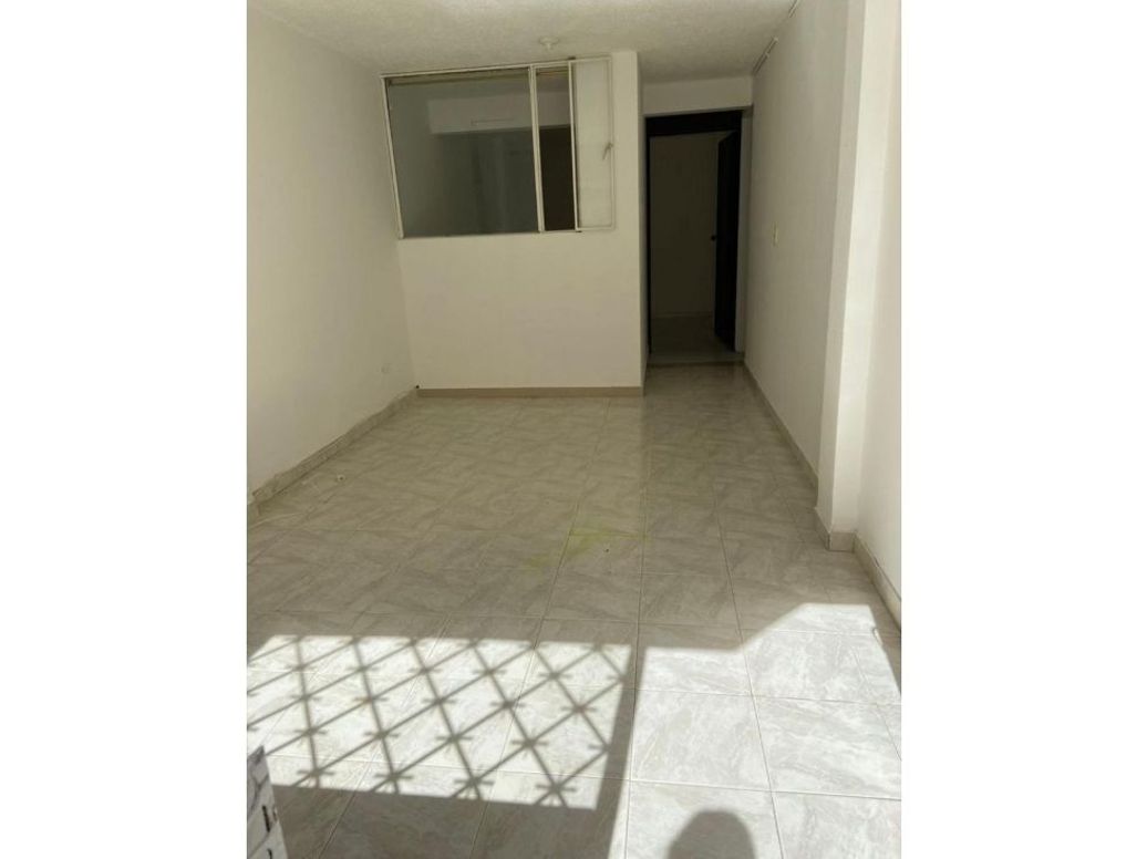 Casa de 8 alcobas en venta en Suba Centro, Bogotá, 216 m² · foto 3 de 19