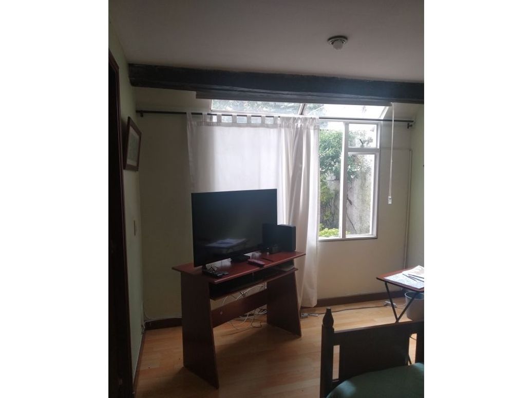 Casa de 7 alcobas en venta en Chapinero, Bogotá, 650 m² · foto 7 de 20