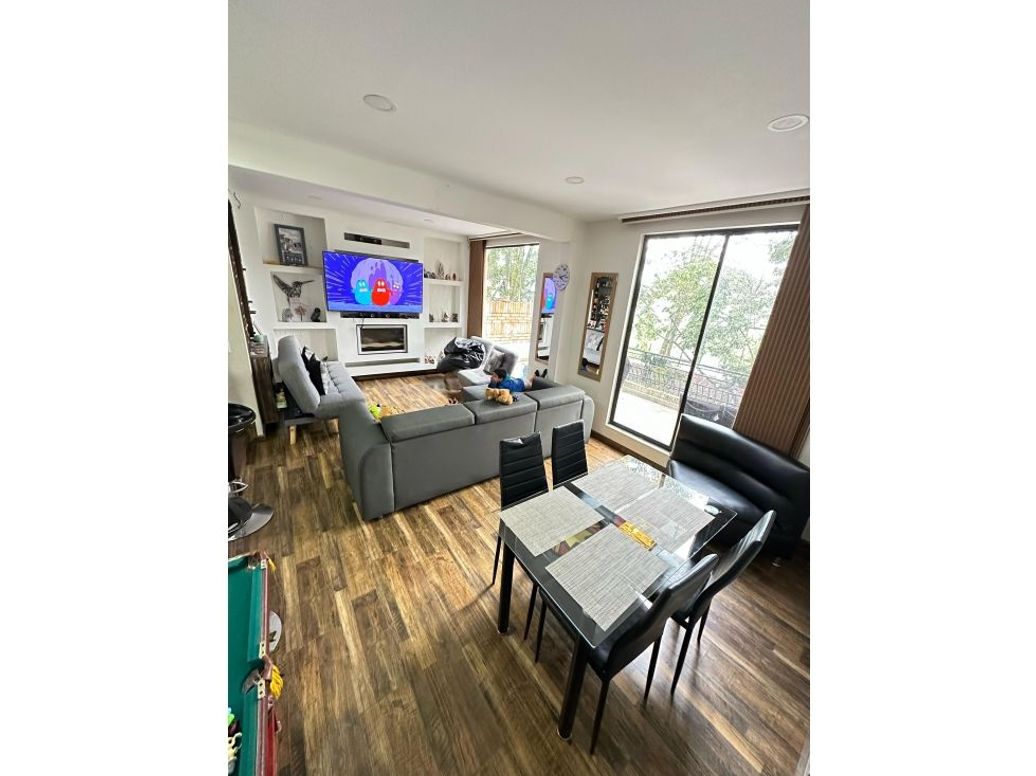 Casa de 3 alcobas en venta en Los Lagartos, Bogotá, 110 m² · foto 2 de 13