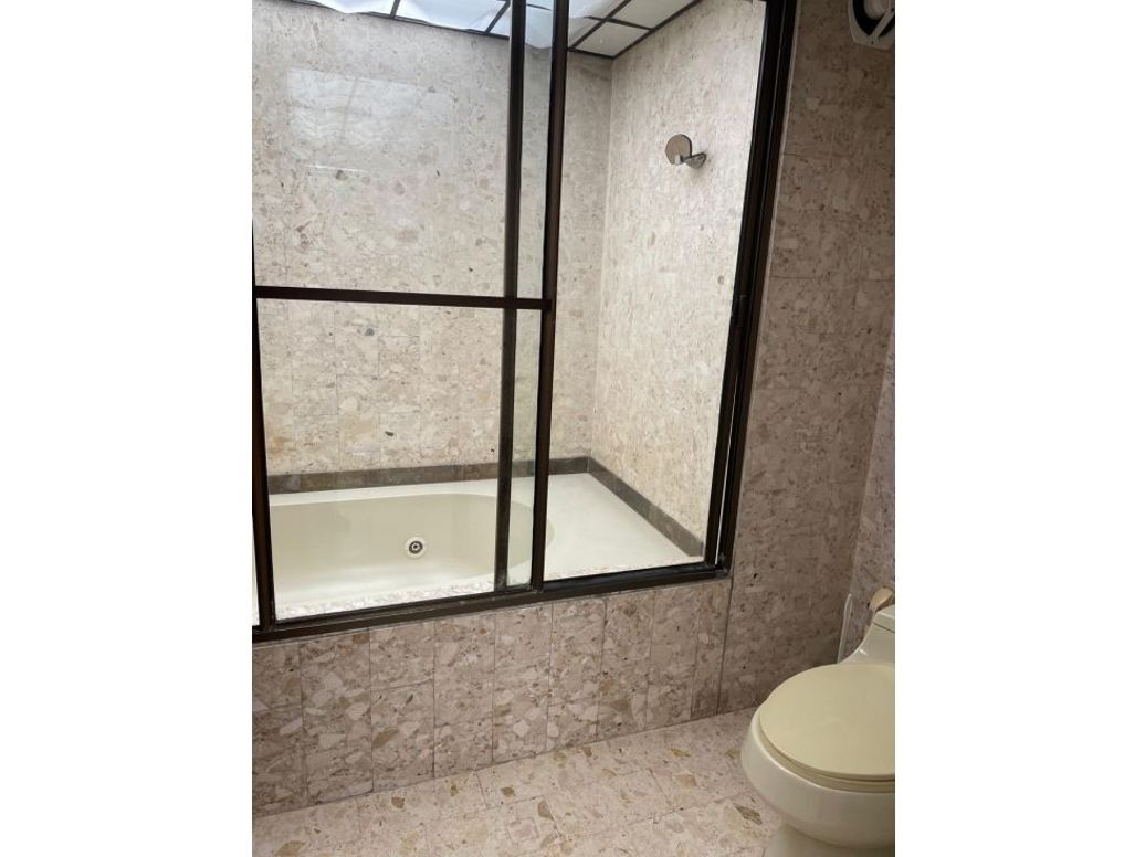 Apartamento de 3 alcobas en venta en Chicó Norte, Bogotá, 167 m² · foto 14 de 20