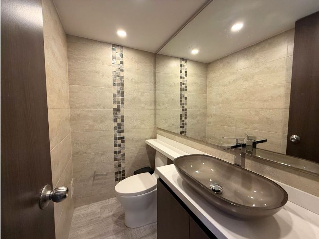 Casa de 5 alcobas en venta en Altos De Suba, Bogotá, 285 m² · foto 18 de 20