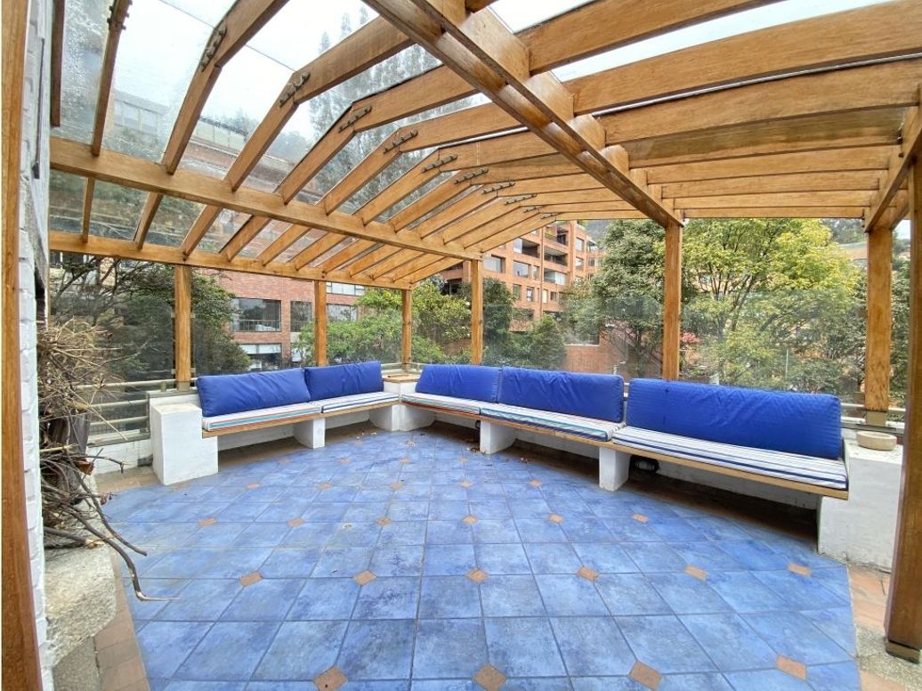 Casa de 4 alcobas en venta en Los Rosales, Bogotá, 525 m² · foto 14 de 20