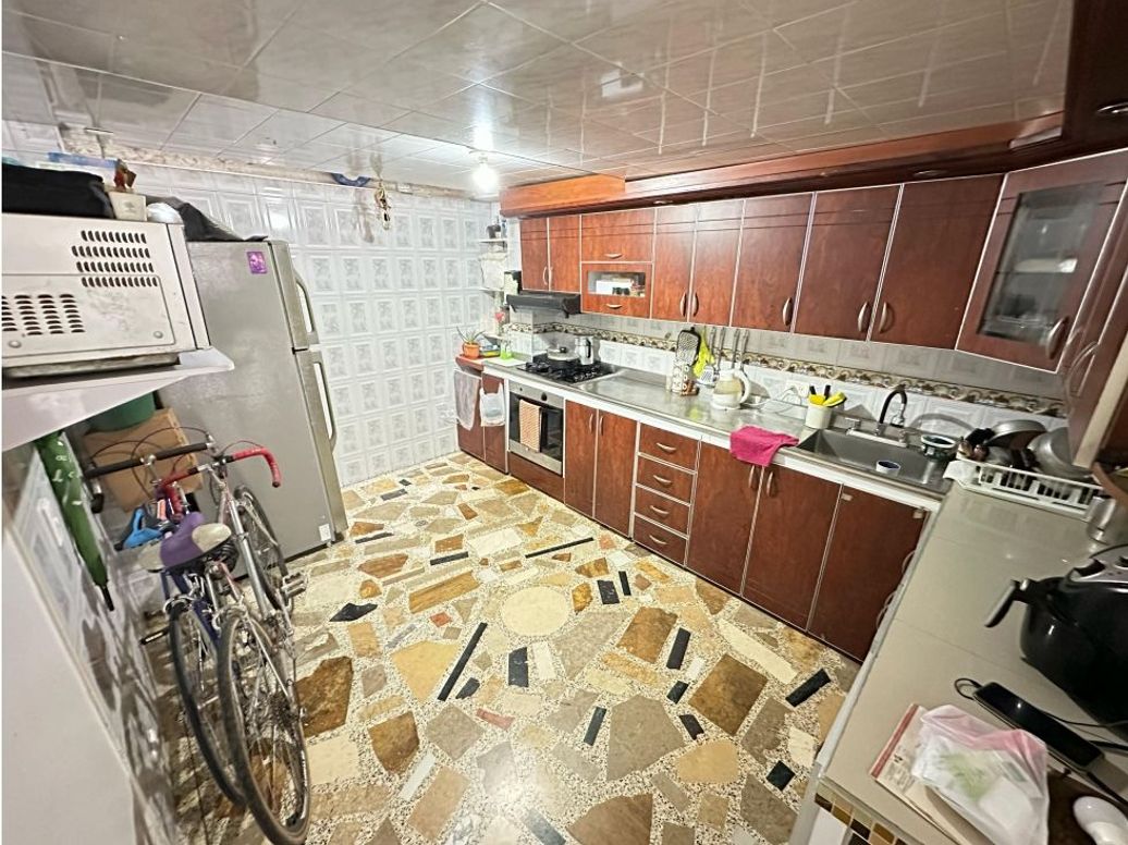 Casa en venta en Tibabuyes, Bogotá · foto 3 de 14