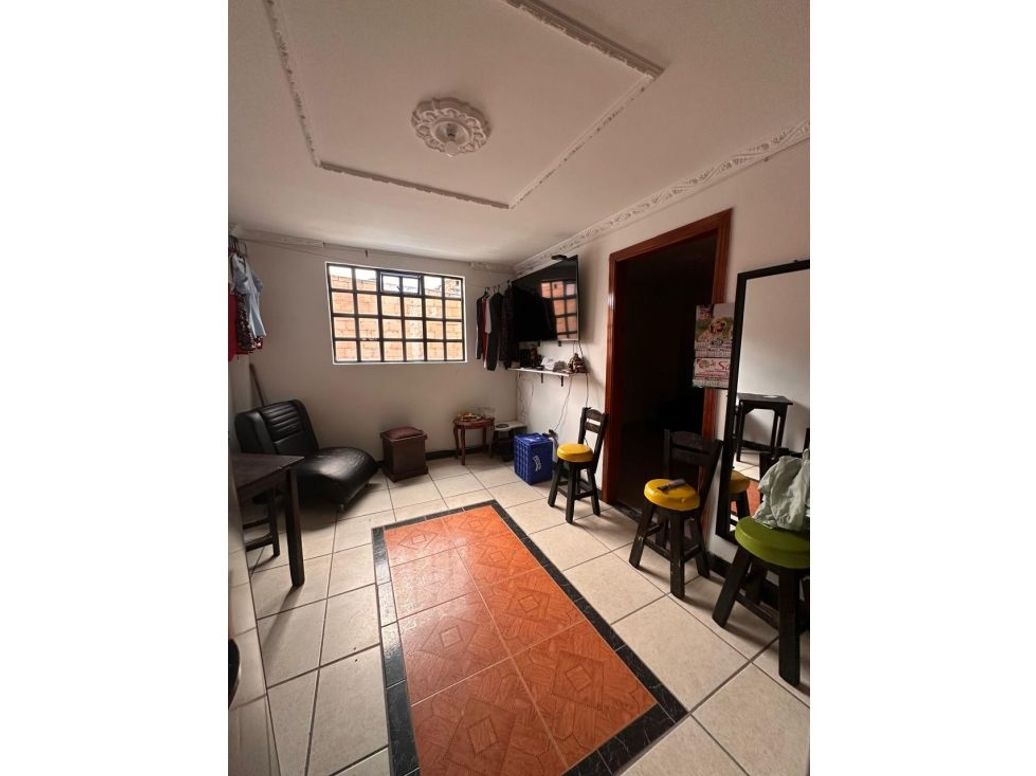 Casa de 12 alcobas en venta en Miraflores Kennedy, Bogotá, 476 m² · foto 13 de 20