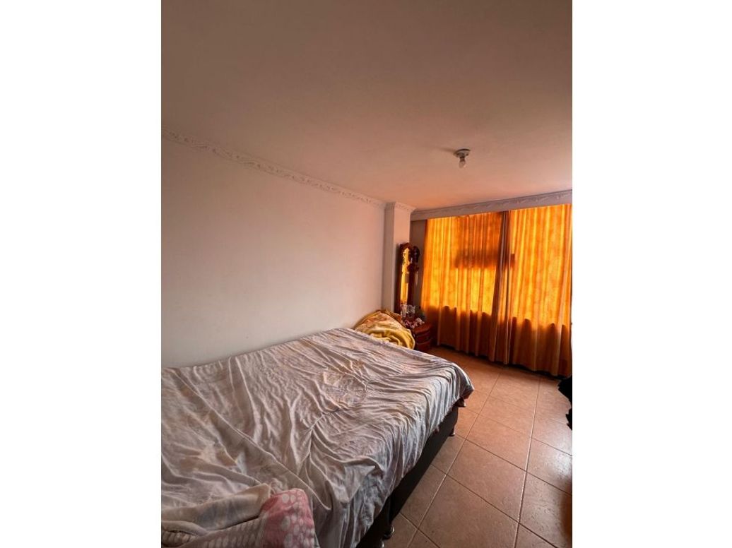 Casa de 12 alcobas en venta en Miraflores Kennedy, Bogotá, 476 m² · foto 15 de 20