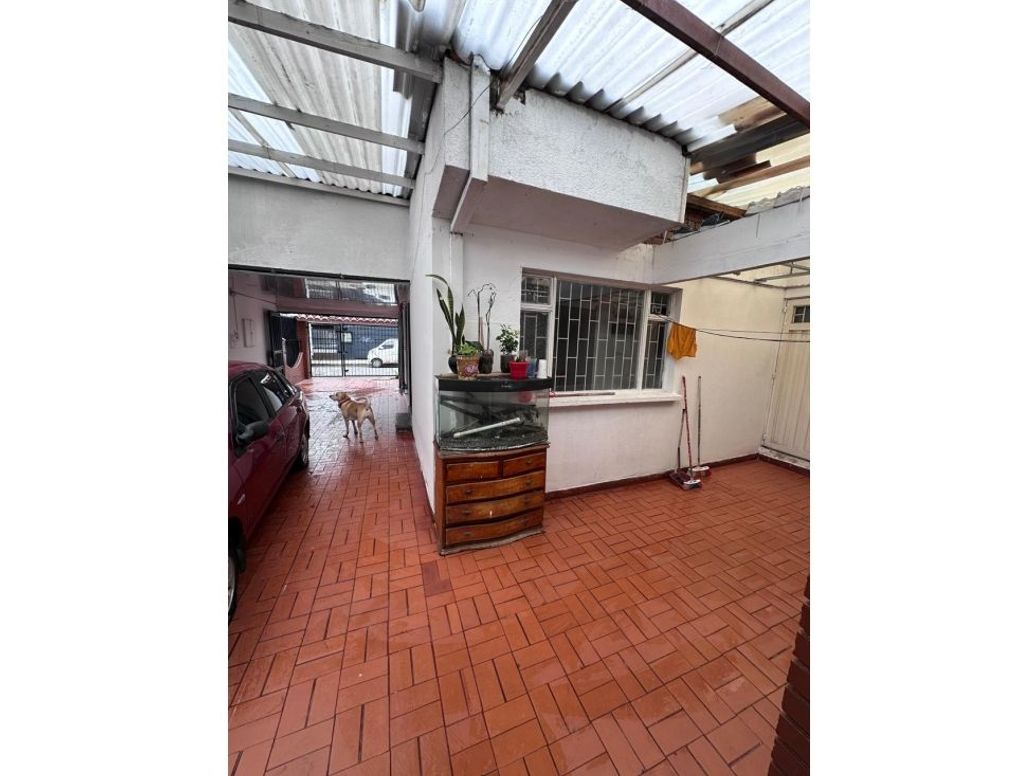 Casa en venta en Normandía, Bogotá · foto 12 de 19