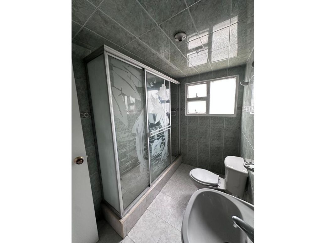 Casa en venta en Normandía, Bogotá · foto 18 de 19
