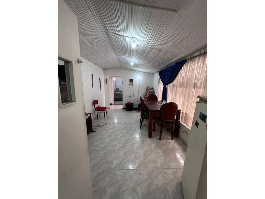 Casa en venta en Normandía, Bogotá · foto 13 de 19
