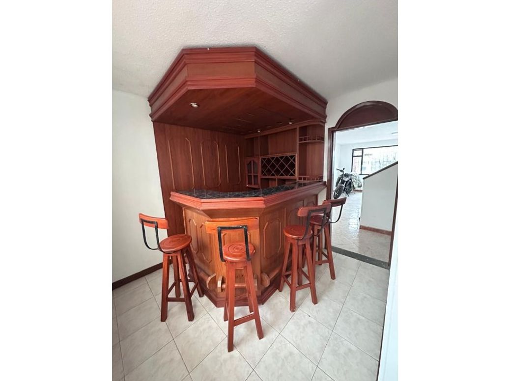 Casa en venta en Normandía, Bogotá · foto 5 de 19