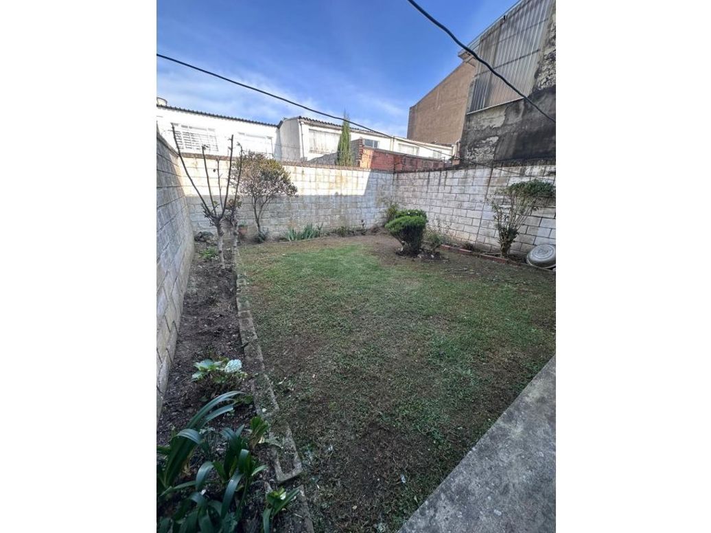 Casa de 3 alcobas en venta en Engativá, Bogotá, 220 m² · foto 6 de 17