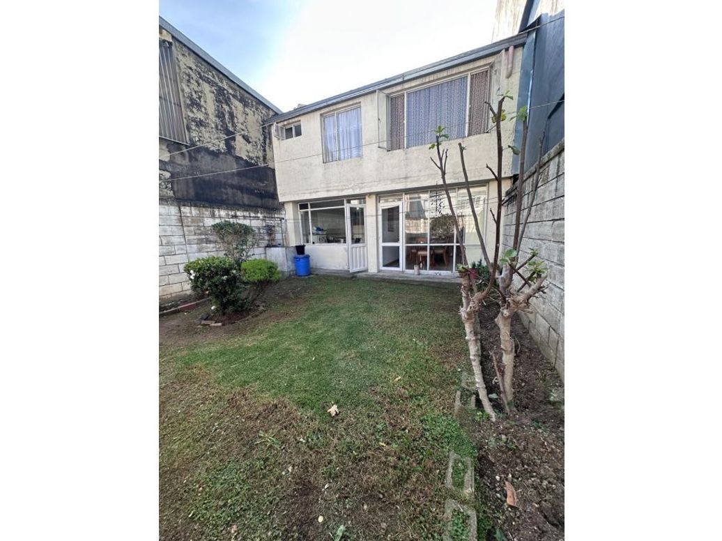 Casa de 3 alcobas en venta en Engativá, Bogotá, 220 m² · foto 7 de 17