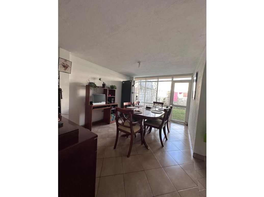 Casa de 3 alcobas en venta en Engativá, Bogotá, 220 m² · foto 3 de 17
