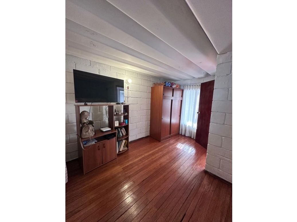 Casa de 3 alcobas en venta en Engativá, Bogotá, 220 m² · foto 10 de 17