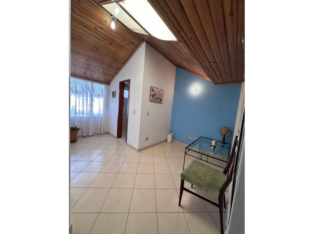 Casa de 3 alcobas en venta en Engativá, Bogotá, 220 m² · foto 14 de 17