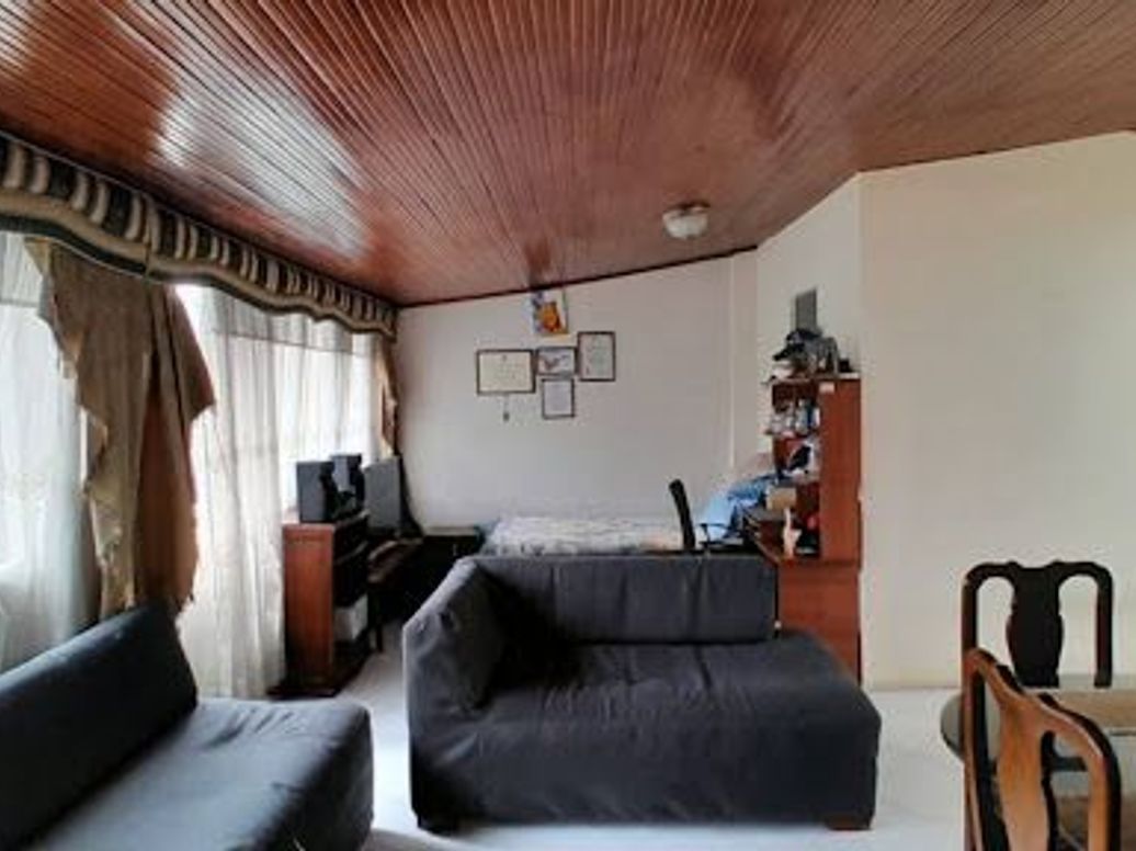 Casa de 6 alcobas en venta en Bosque Popular, Bogotá, 253 m² · foto 5 de 14