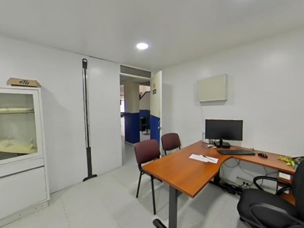 Casa de 13 alcobas en venta en Lago Gaitan, Bogotá, 630 m² · foto 16 de 20