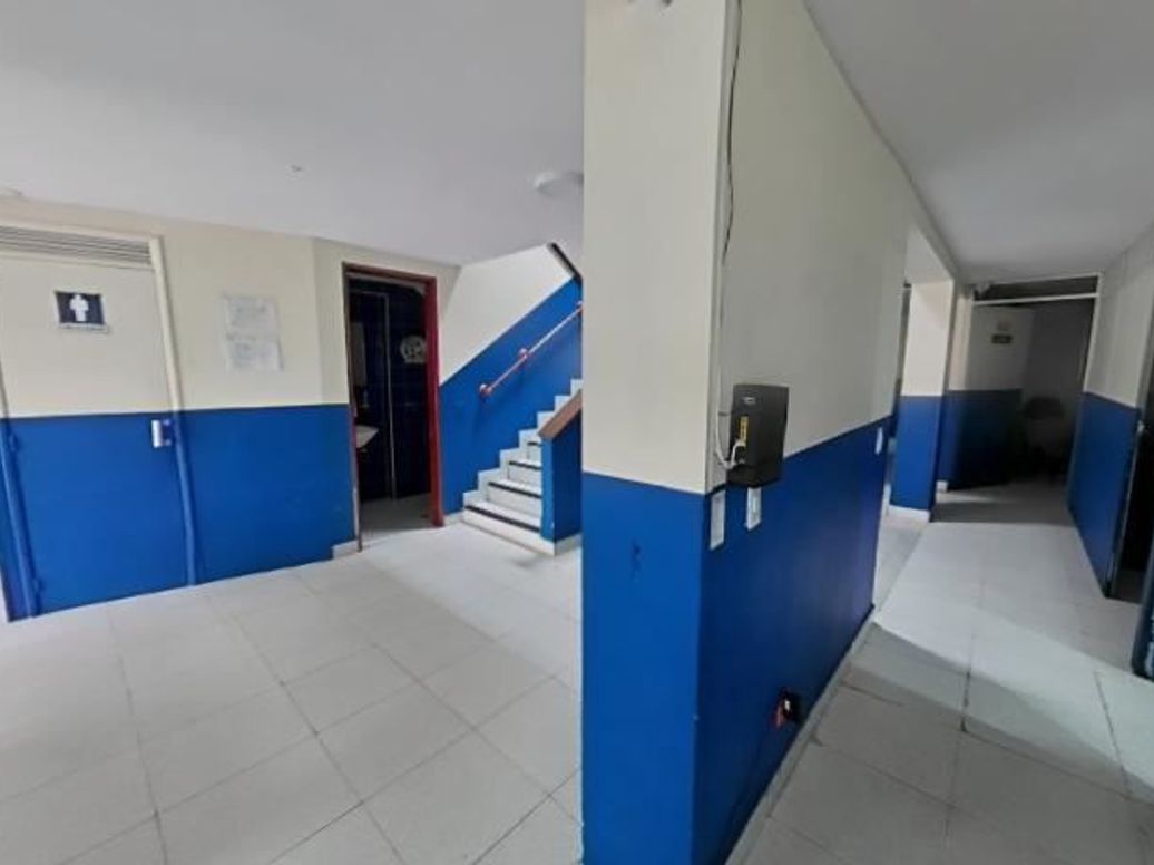 Casa de 13 alcobas en venta en Lago Gaitan, Bogotá, 630 m² · foto 5 de 20