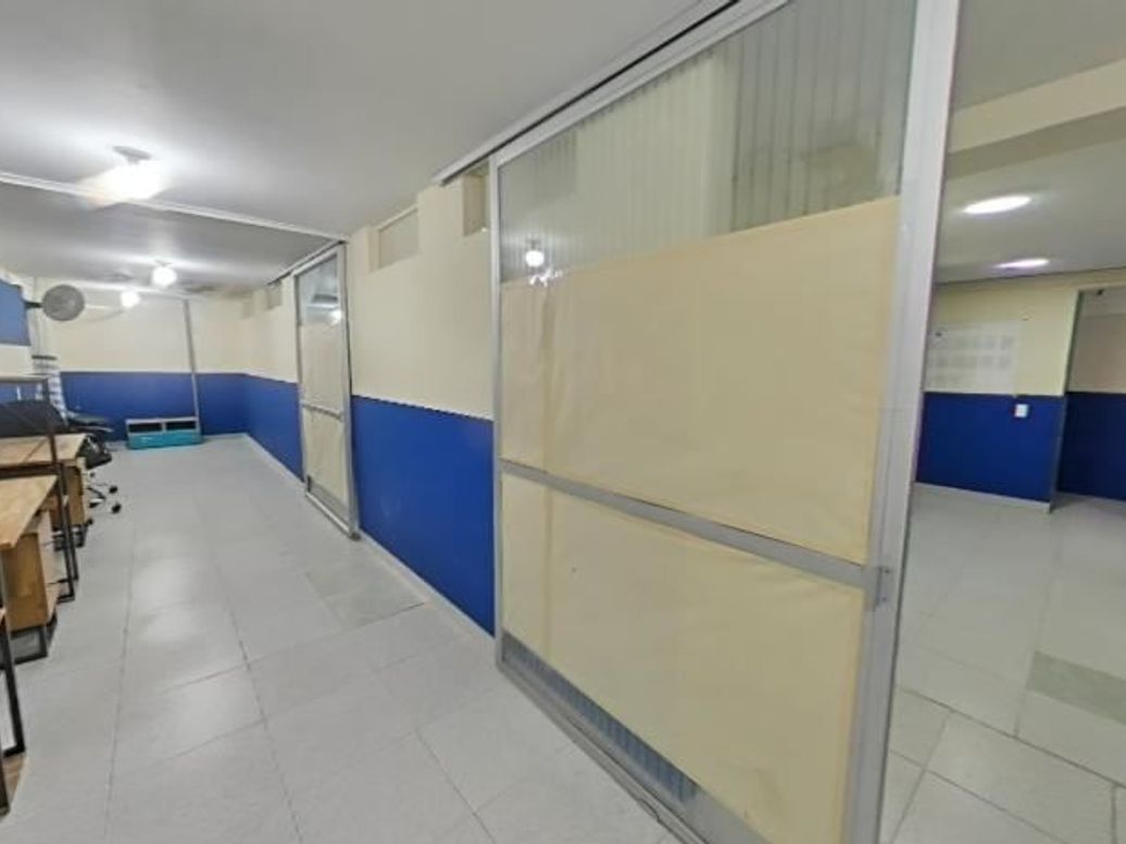 Casa de 13 alcobas en venta en Lago Gaitan, Bogotá, 630 m² · foto 11 de 20