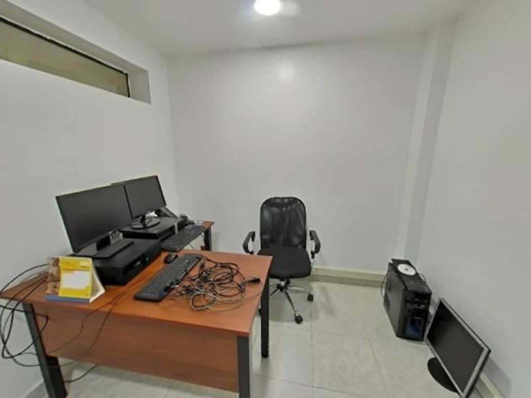 Casa de 13 alcobas en venta en Lago Gaitan, Bogotá, 630 m² · foto 6 de 20