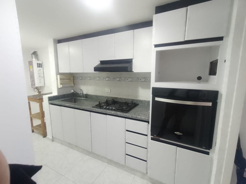 Apartamento de 3 alcobas en venta en Cjr Ibiza Iii Y Iv, Bogotá, 94 m² · foto 7 de 12