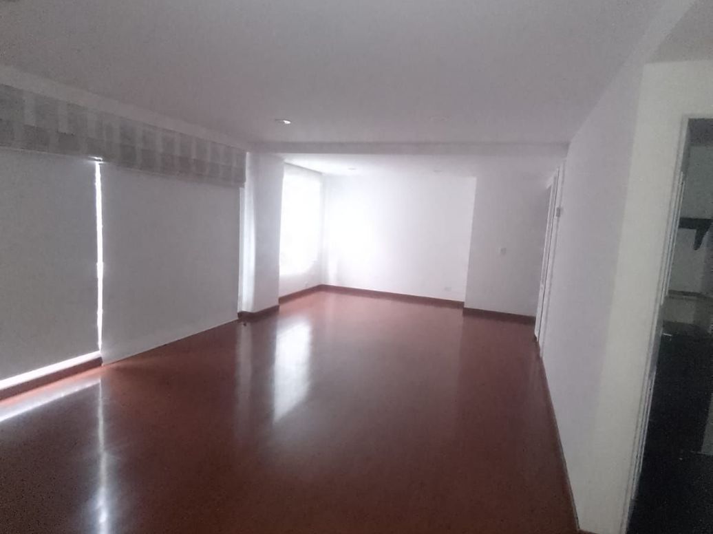 Apartamento de 3 alcobas en venta en Cjr Ibiza Iii Y Iv, Bogotá, 94 m² · foto 3 de 12