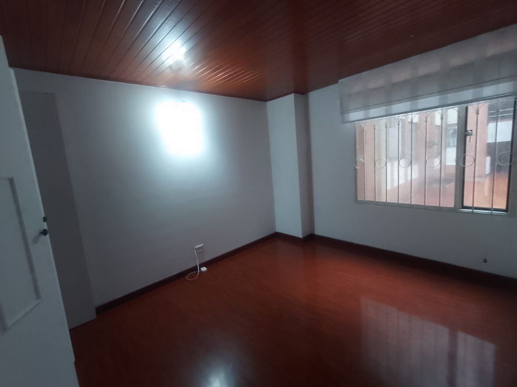 Apartamento de 3 alcobas en venta en Cjr Ibiza Iii Y Iv, Bogotá, 94 m² · foto 5 de 12
