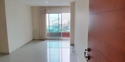Descubre este apartamento con 75 metros cuadrados distribuidos en 2 habitaciones, 2 baños, sala-comedor, cocina integral, salon social, area de labores, blacon, tambien cuenta con salon social, ascensor, piscina, zona infantil, gimnasio, zona BBQ y 1 parqueadero, este inmueble ofrece comodidad en cada rincón. No pierdas la oportunidad de vivir en este espacio. ¡Contáctanos ahora para más información y agenda una visita!