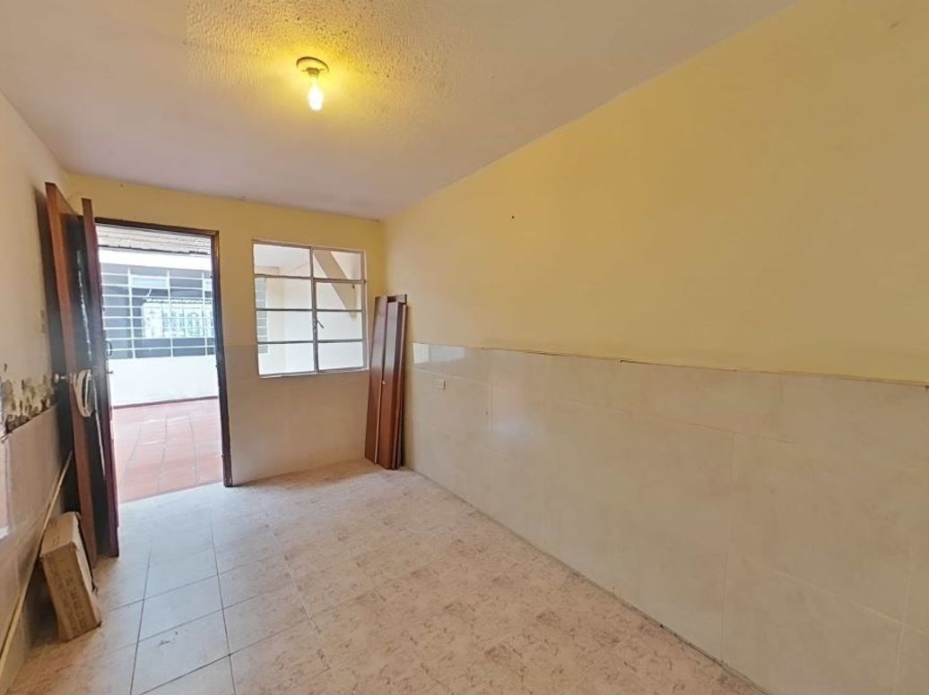 Casa de 7 alcobas en venta en Santa Isabel, Bogotá, 398 m² · foto 15 de 20