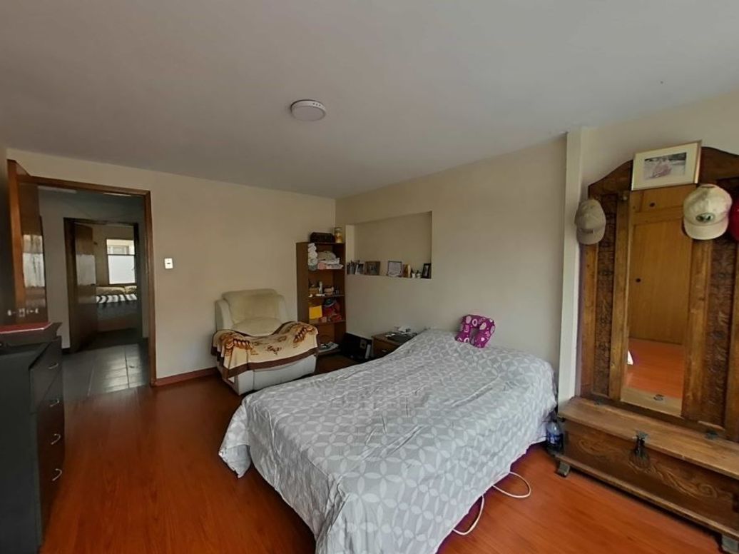 Casa de 7 alcobas en venta en Santa Isabel, Bogotá, 398 m² · foto 19 de 20