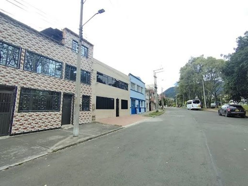 Casa de 18 alcobas en venta en San Cristobal Sur, Bogotá, 448 m² · foto 2 de 20