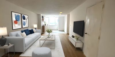 Vendo apartamento barrio santa rosa torre Aristi centro de Cali CW8622902 (AI): Ubicado en el piso 11 de la torre Aristi con ascensor, hermosa vista hacia la ciudad símbolo de la arquitectura de Cali. El apartamento consta de sala comedor, zona de oficios, 2 baños, cocina integral, pacillo 2 habitaciones, remodelado cuenta con vigilancia privada 24/7.

Cerca al bulevar del rio, el bunker de la fiscalía, parque los poetas, entre otros nuevos desarrollos.
