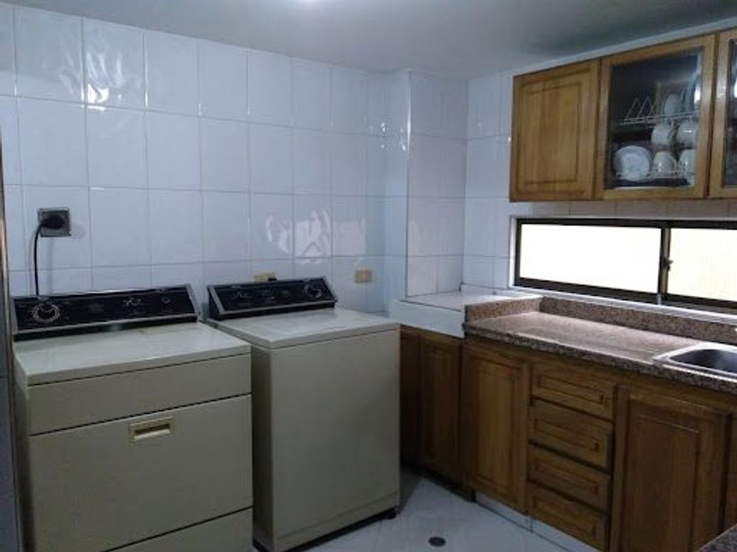 Apartamento de 3 alcobas en venta en Santa Barbara, Bogotá, 154 m² · foto 18 de 20
