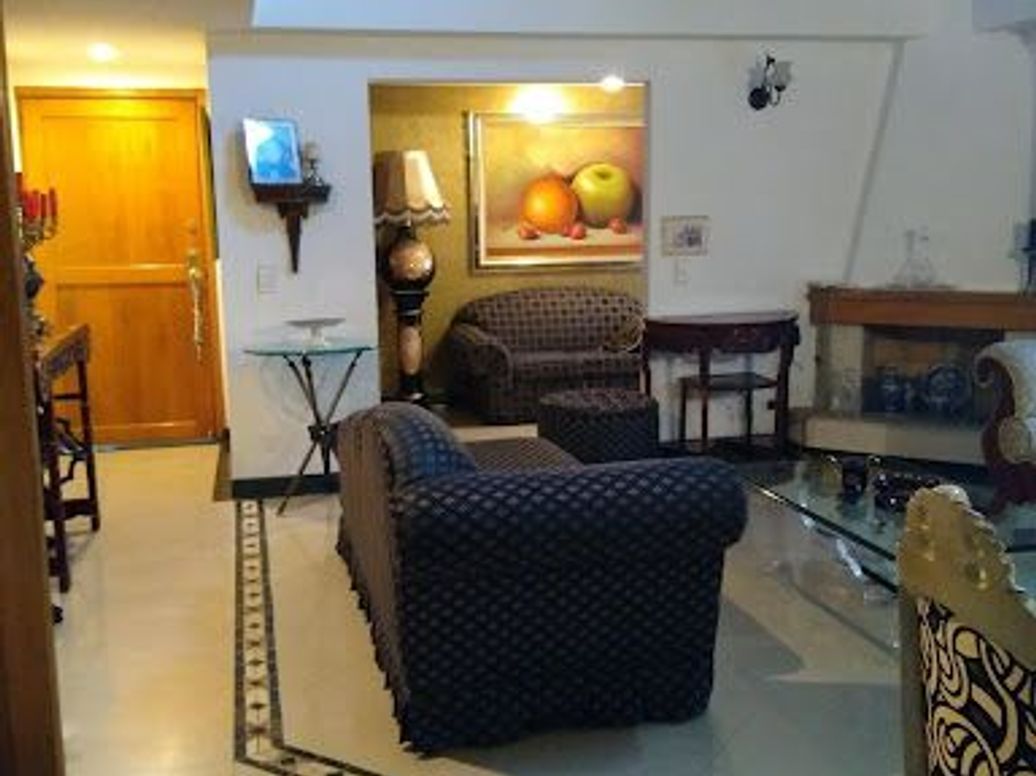 Apartamento de 3 alcobas en venta en Santa Barbara, Bogotá, 154 m² · foto 7 de 20
