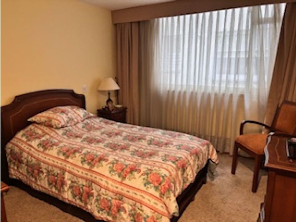 Apartamento de 3 alcobas en venta en Chico, Bogotá, 188 m² · foto 9 de 14