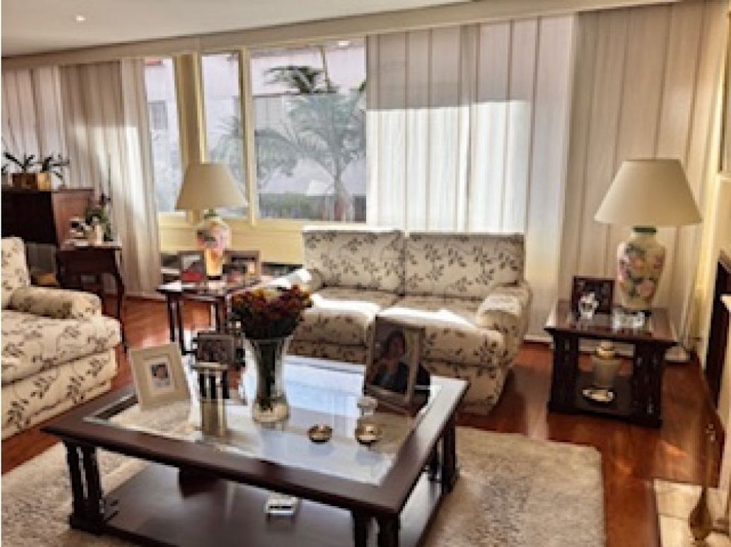 Apartamento de 3 alcobas en venta en Chico, Bogotá, 188 m² · foto 5 de 14