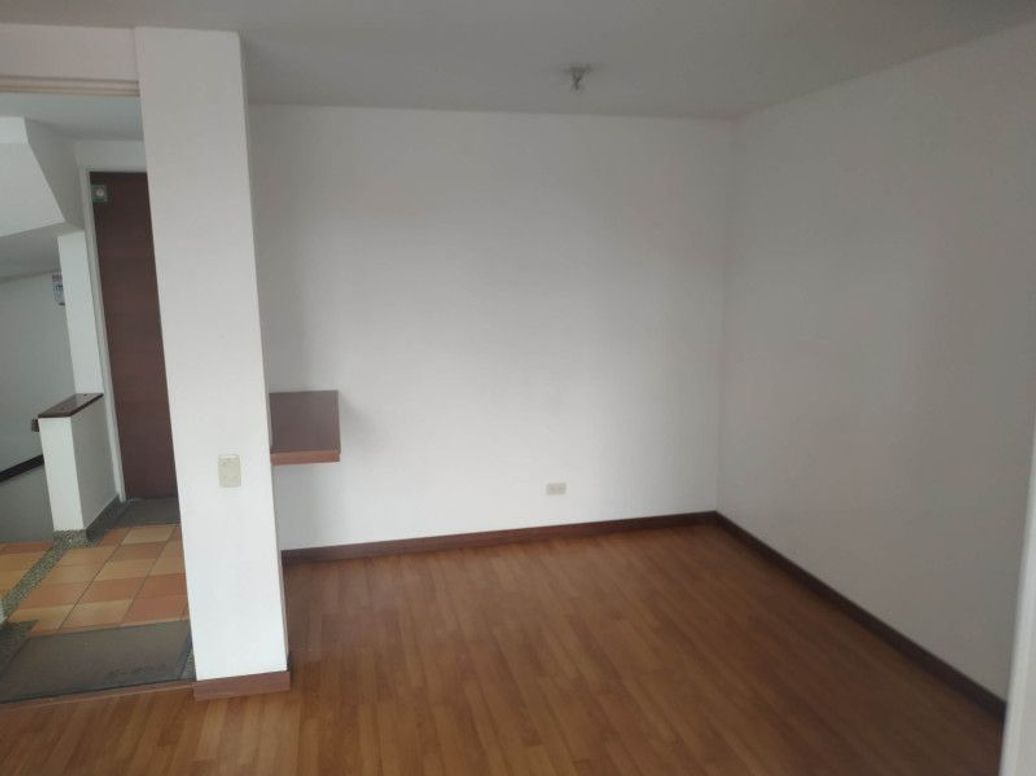 Apartamento de 3 alcobas en venta en Santa Helena Et. I, Bogotá, 54 m² · foto 12 de 18