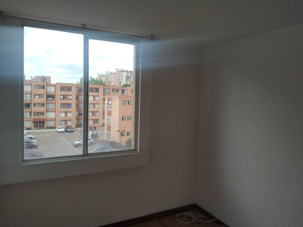 Apartamento de 3 alcobas en venta en Santa Helena Et. I, Bogotá, 54 m² · foto 16 de 18
