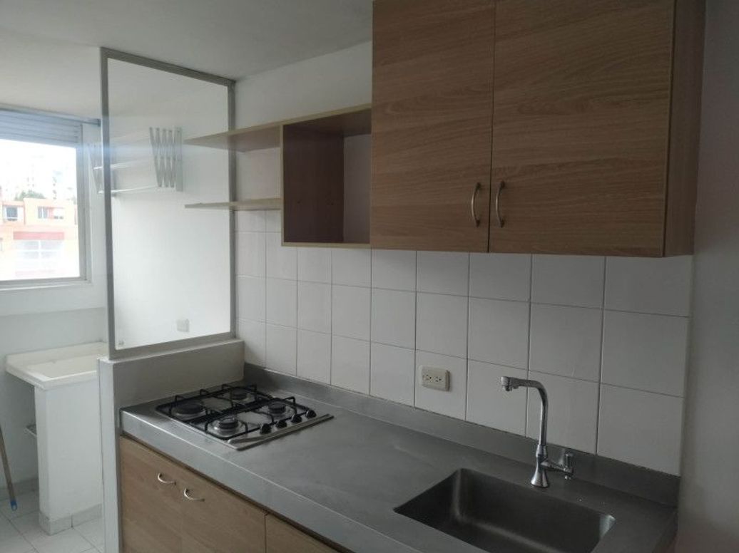 Apartamento de 3 alcobas en venta en Santa Helena Et. I, Bogotá, 54 m² · foto 9 de 18