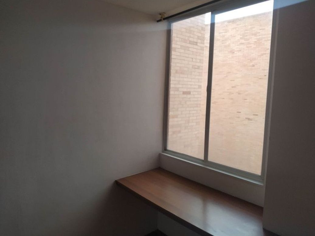 Apartamento de 3 alcobas en venta en Santa Helena Et. I, Bogotá, 54 m² · foto 3 de 18